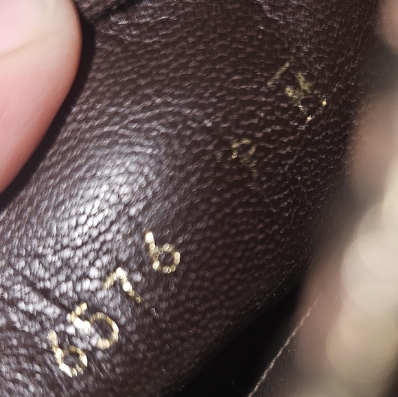 Donald J. Pliner Taupe and Metallic Heels - Picture 7 of 9